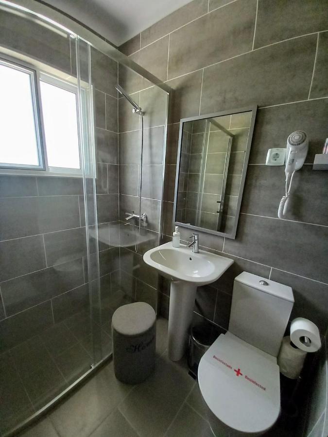 Апартаменти Moniz House Санта-Круш-да-Грасіоза Екстер'єр фото